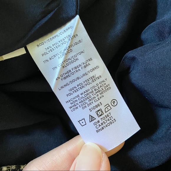 LOFT Tweed Zip Pocket Shift Skirt - Picture 6 of 7